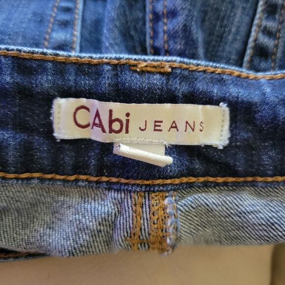 CAbi Women's Jeans Size 2 Low Rise Flare Jeans Great Condition - Picture 2 of 10